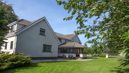 Keef Halla Country House Отели в г. Крамлин