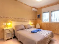 Villa Pasja Hotels near Cala Bot