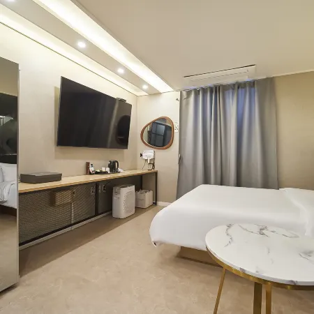 Carlton Hotel Bupyeong
