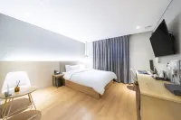 hotel yaja