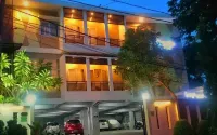 Top Residence Semarang Hotels near Anjungan Kabupaten Demak