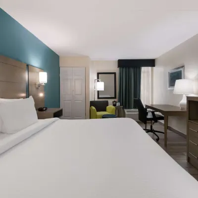 Best Western Hampton Coliseum Inn Hotels near Memorial Stadium