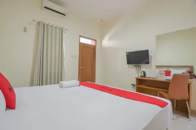 RedDoorz Near Ipdn 2 Hotels in Jatinangor