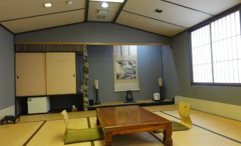 Urushi No Yado Yashiki Ryokan