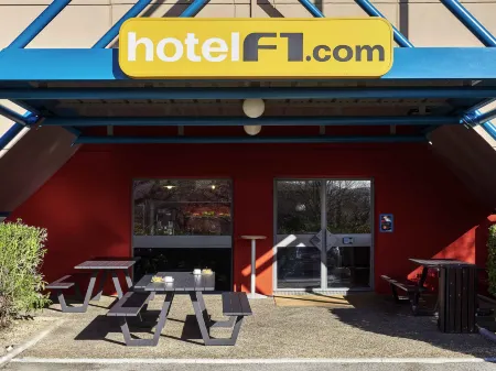 Hotelf1 Amiens Est Отели в г. Корби