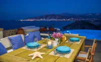 Naxos Rock Villas - 4 tähden