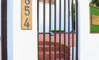 Pr Private Rm8 2 Beds 1-3Ppl Gated Keypad Parking