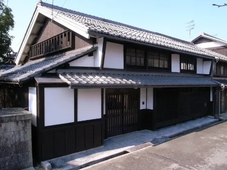 Honmachi Juku Отели в г. Хиконе