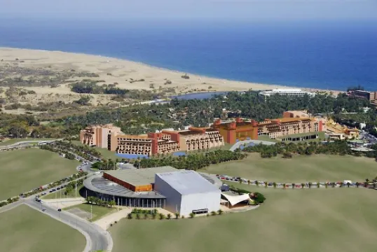 ロペサン バオバブ リゾート