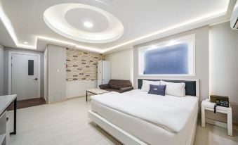 Daegu Seongseo Sweet Hotel - Housity