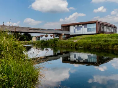 Ibis Douai Centre Отели в г. Эстре