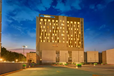 City Express Plus by Marriott Ciudad de México Mundo E