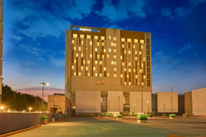 City Express Plus by Marriott Ciudad de México Mundo E
