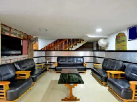 Hotel Yatrik Hotels in Deoghar