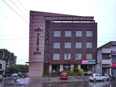 Hotel Parth