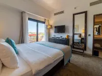 โรงแรม Arkin Palm Beach โรงแรมในฟามากุสตา