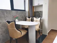 Shiguang Tangtang Apartment (Yinquan Avenue)