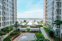 Homey and Relaxing Studio Tokyo Riverside PIK 2 Apartment By Travelio