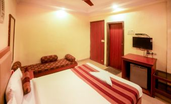 Lucky Hotel Bandra