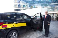 Victoria Olimp Hotel & Business Centre Minsk - Parkering