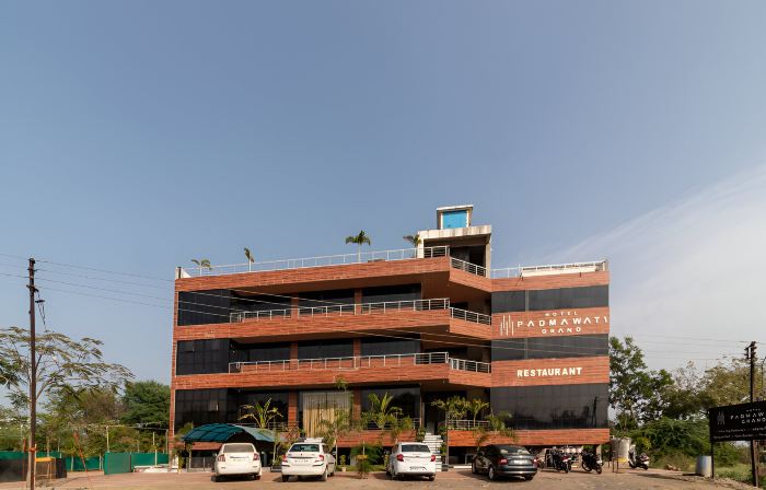 Hotel Padmawati Grand