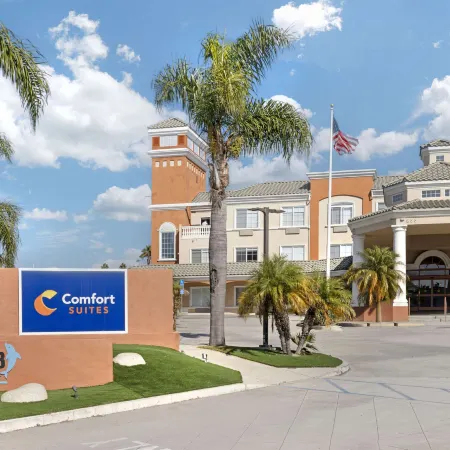 Comfort Suites Oceanside Camp Pendleton Area