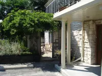 Grey Rose Suites Hotels in Hanover