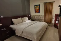 Dpavilion Guest House & Resto