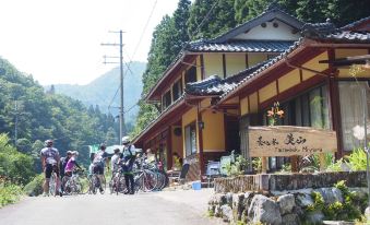 Taisanboku Miyama