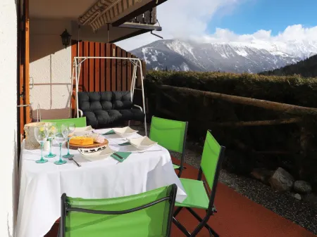 Colline 1 Отели рядом с достопримечательностью «Domaine skiable de Champex-Lac»