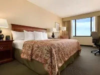 DoubleTree by Hilton Kansas City - Overland Park