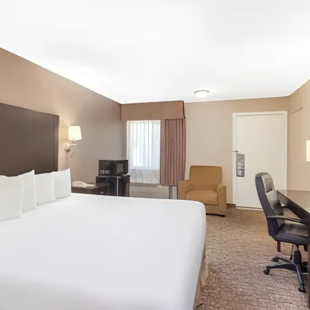 Ramada by Wyndham Fresno North