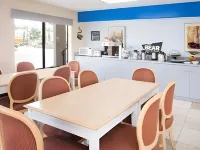 Travelodge by Wyndham Indio