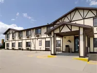Super 8 by Wyndham Fond du Lac Отели в г. Фонд дю Лак