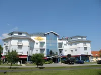 Kristály Hotel Hotel di Keszthely