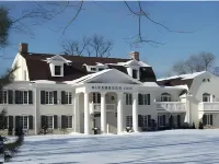 Riverbend Inn & Vineyard Hotels in Niagara-on-the-Lake