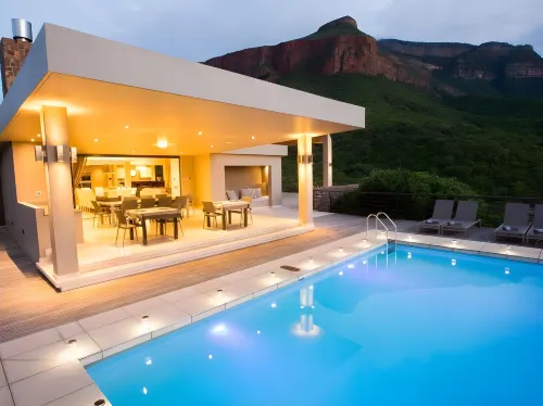 umVangati House Hotels in Kampersrus AH