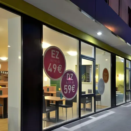 B&B HOTEL Düsseldorf-Mitte Отели рядом с достопримечательностью «Штальверк»