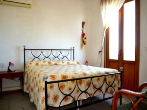 Villetta Carlotta air-conditioned house on two levels in San Foca