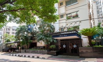 Royal Park Residence Hotel