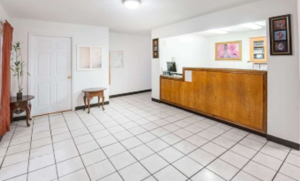 3. 슈퍼 8 바이 ..