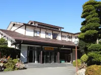 Hotel Asahikan Hotels near Niekawa Station