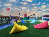 Uncle Dhana Kostel Hotels in Sukabumi