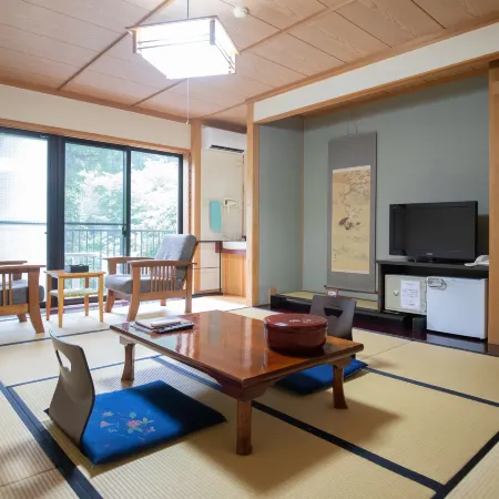 Shirataki Hotel