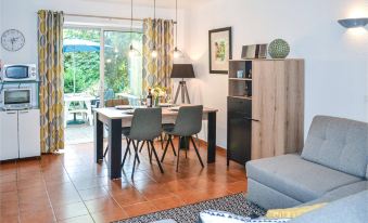 Gite Primevert - Beautiful Home in Vitrac with Wifi and 2 Bedrooms
