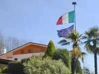 Albergo Alla Pineta Hôtels à proximité de : Comunita Monastica Camaldolese di Santa Maria in Colle