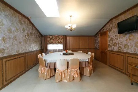 Соловьиная Роща