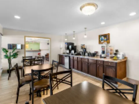 Americas Best Value Inn Belleville Hotels in Belleville