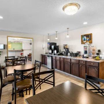 Americas Best Value Inn Belleville