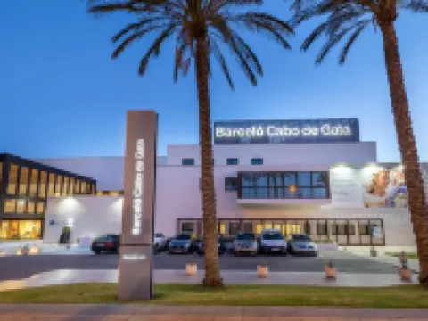 Barceló Cabo de Gata โรงแรมในRetamar